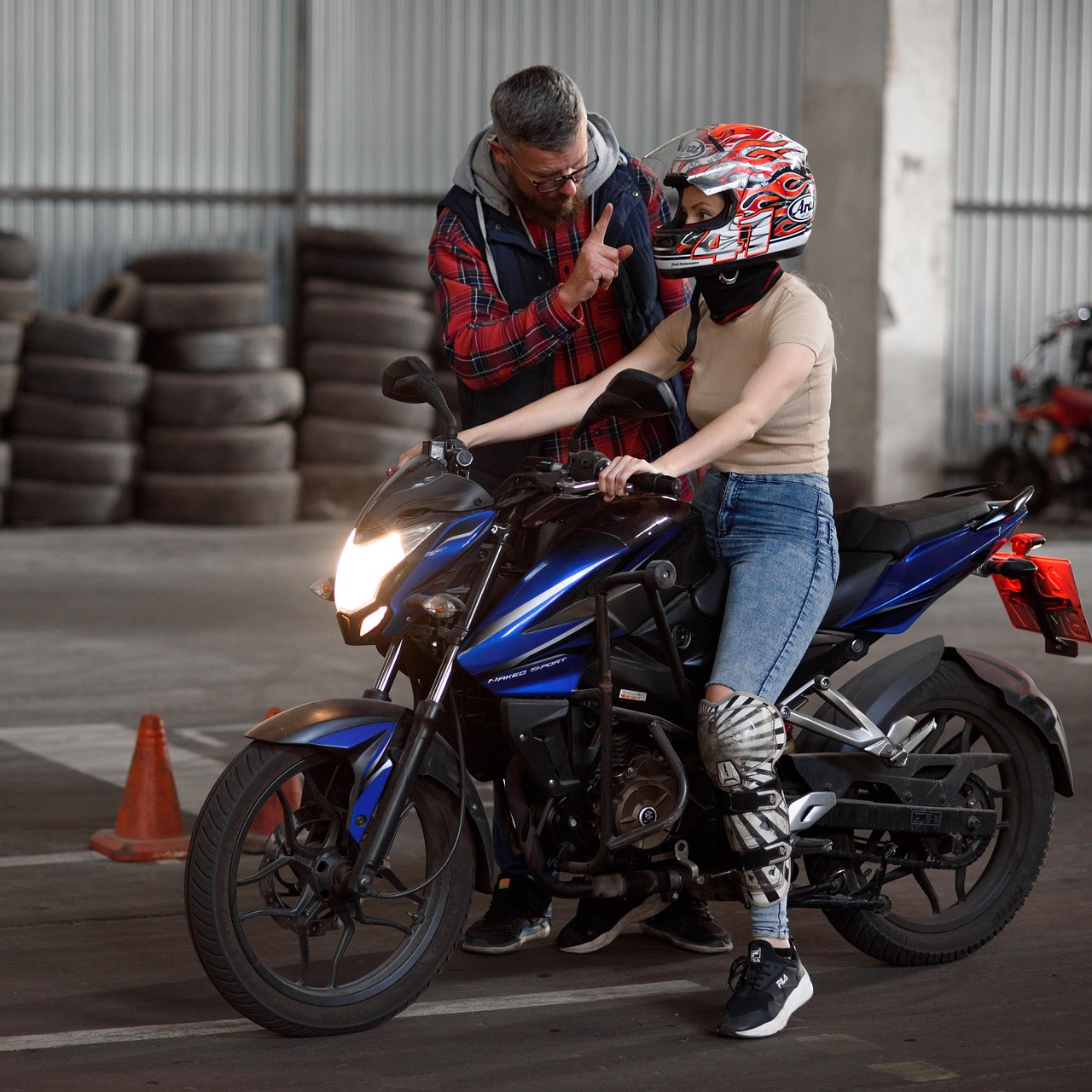 苏宁互联实名账号：小蚁摄像头app详情下载教程