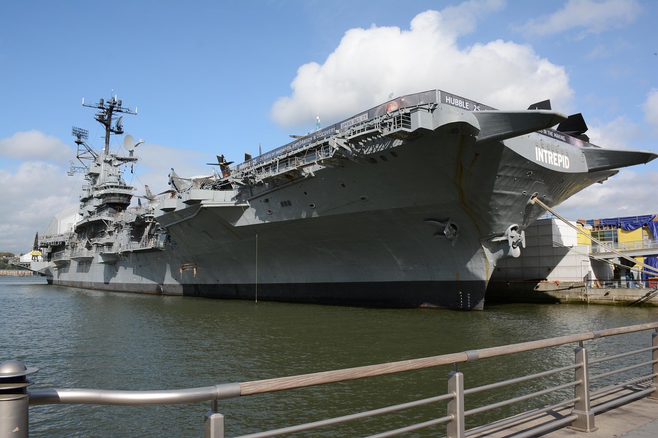 超凡先锋国际服辅助- 雨花财税筹划代理服务平台