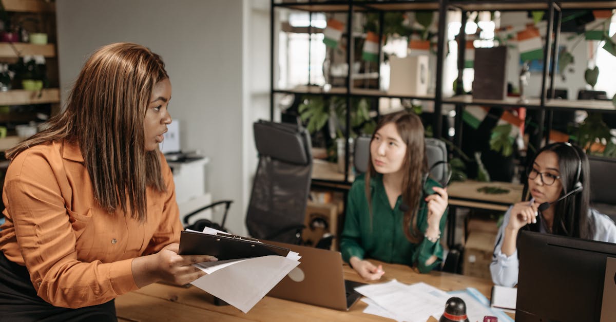 放置奇兵：栖霞域名注册代理